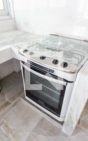 Casa de condomínio à venda com 133m², 4 quartos e 3 vagas Casa de condomínio à venda com 133m², 4 quartos e 3 vagasFogão