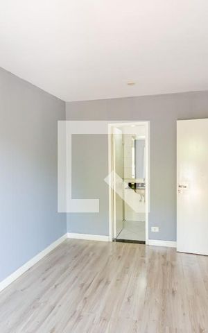 Casa de condomínio à venda com 133m², 4 quartos e 3 vagas Casa de condomínio à venda com 133m², 4 quartos e 3 vagasSuíte