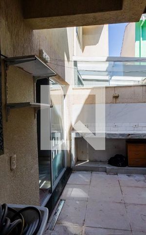 Casa de condomínio à venda com 133m², 4 quartos e 3 vagas Casa de condomínio à venda com 133m², 4 quartos e 3 vagasÁrea de Serviço