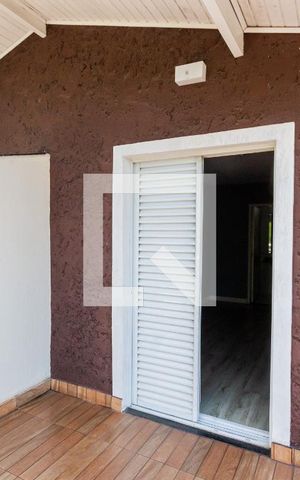 Casa de condomínio à venda com 133m², 4 quartos e 3 vagas Casa de condomínio à venda com 133m², 4 quartos e 3 vagasVaranda da Suíte