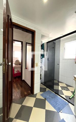 Apartamento à venda com 73m², 2 quartos e 1 vaga Apartamento à venda com 73m², 2 quartos e 1 vagaBanheiro
