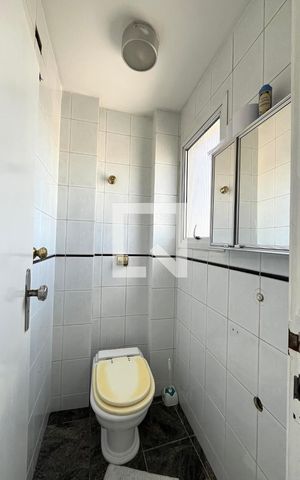 Apartamento à venda com 73m², 2 quartos e 1 vaga Apartamento à venda com 73m², 2 quartos e 1 vagaBanheiro de serviço