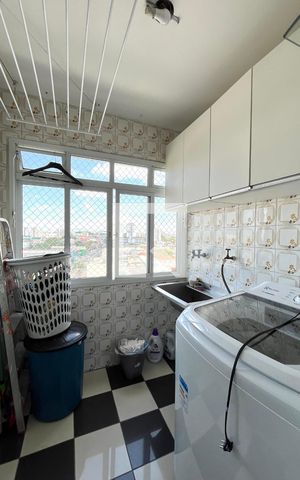 Apartamento à venda com 73m², 2 quartos e 1 vaga Apartamento à venda com 73m², 2 quartos e 1 vagaÁrea de Serviço