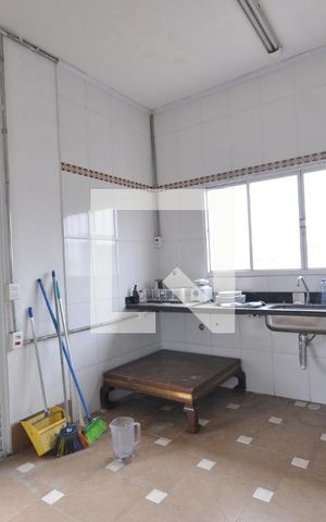 Casa para alugar com 500m², 4 quartos e 2 vagasCozinha