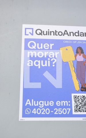 Casa para alugar com 500m², 4 quartos e 2 vagasFachada