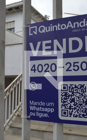 Casa à venda com 140m², 3 quartos e 3 vagasPlaquinha