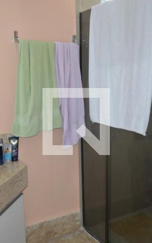 Casa à venda com 140m², 3 quartos e 3 vagasBanheiro