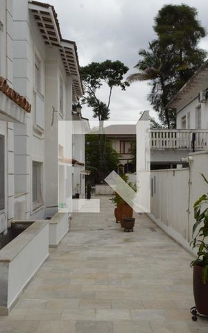 Casa à venda com 140m², 3 quartos e 3 vagasÁrea Externa