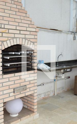 Casa à venda com 140m², 3 quartos e 3 vagasChurrasqueira