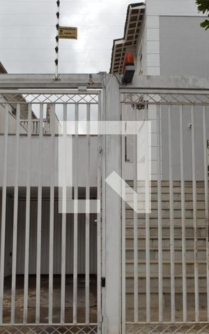 Casa à venda com 140m², 3 quartos e 3 vagasFachada + Plaquinha