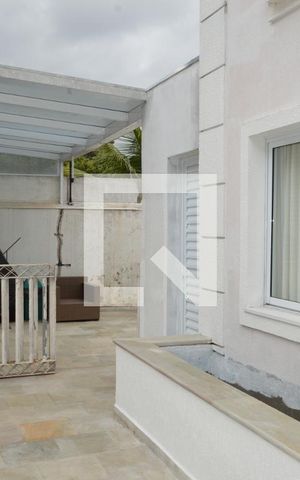 Casa à venda com 140m², 3 quartos e 3 vagasFachada