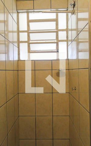 Apartamento à venda com 55m², 2 quartos e 1 vaga Apartamento à venda com 55m², 2 quartos e 1 vagaBanheiro