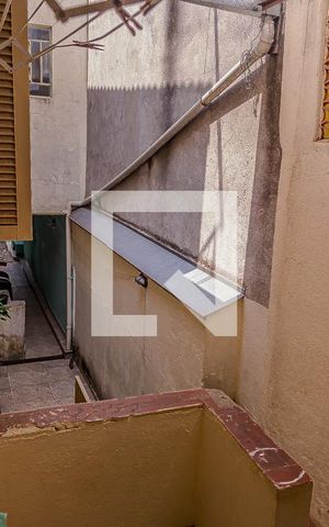 Casa de condomínio à venda com 150m², 5 quartos e 1 vaga Casa de condomínio à venda com 150m², 5 quartos e 1 vagaVista da Sala da casa 2