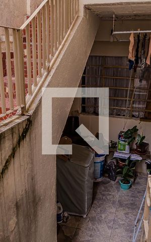 Casa de condomínio à venda com 150m², 5 quartos e 1 vaga Casa de condomínio à venda com 150m², 5 quartos e 1 vagaCorredor