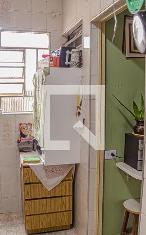 Casa de condomínio à venda com 150m², 5 quartos e 1 vaga Casa de condomínio à venda com 150m², 5 quartos e 1 vagaCozinha e Área de Serviço