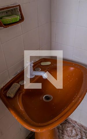 Casa de condomínio à venda com 150m², 5 quartos e 1 vaga Casa de condomínio à venda com 150m², 5 quartos e 1 vagaBanheiro da Casa 2 - Pia