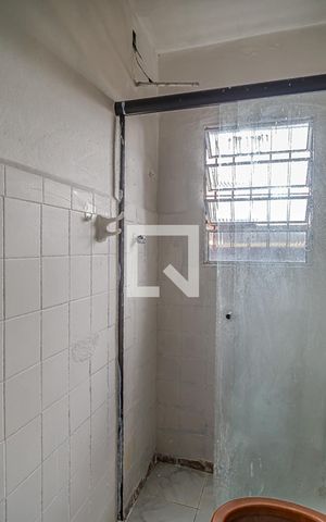 Casa de condomínio à venda com 150m², 5 quartos e 1 vaga Casa de condomínio à venda com 150m², 5 quartos e 1 vagaBanheiro da Casa 2