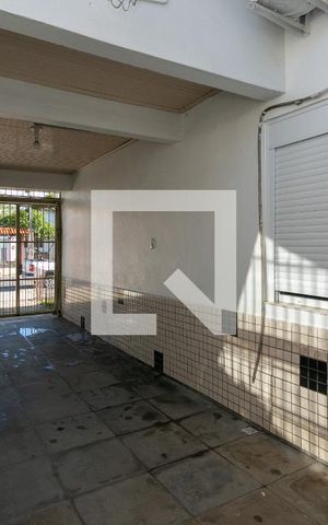 Casa à venda com 180m², 4 quartos e 3 vagas Casa à venda com 180m², 4 quartos e 3 vagasGaragem