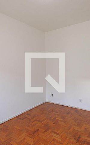 Casa à venda com 78m², 2 quartos e sem vagaSala