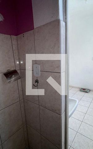 Casa à venda com 78m², 2 quartos e sem vagaBanheiro de serviço