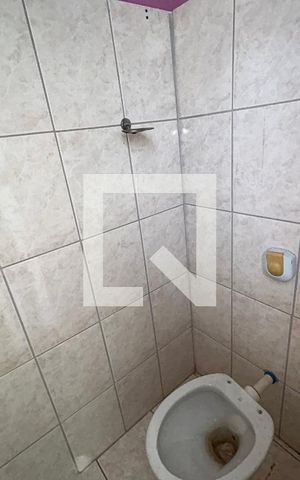 Casa à venda com 78m², 2 quartos e sem vagaBanheiro de serviço