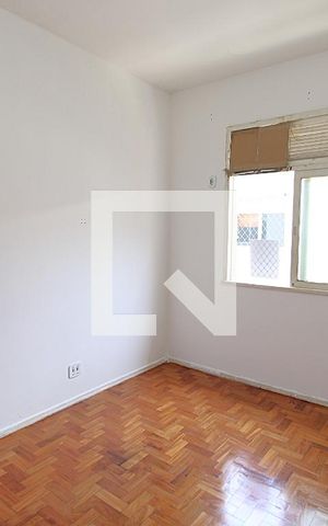 Casa à venda com 78m², 2 quartos e sem vagaSala