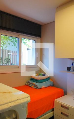 Casa à venda com 500m², 3 quartos e 4 vagasQuarto de Serviço