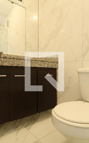 Apartamento à venda com 151m², 4 quartos e 3 vagasBanheiro Suíte Master 