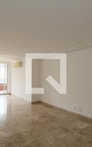 Apartamento à venda com 151m², 4 quartos e 3 vagasSala