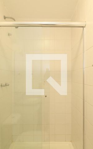 Apartamento à venda com 151m², 4 quartos e 3 vagasBanheiro social 1