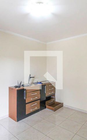 Casa à venda com 220m², 3 quartos e 2 vagas Casa à venda com 220m², 3 quartos e 2 vagasQuarto