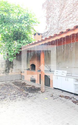 Casa à venda com 220m², 3 quartos e 2 vagas Casa à venda com 220m², 3 quartos e 2 vagasÁrea Gourmet