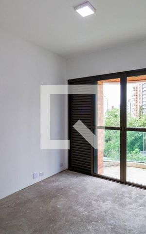 Apartamento para alugar com 236m², 4 quartos e 4 vagas Apartamento para alugar com 236m², 4 quartos e 4 vagasQuarto 3