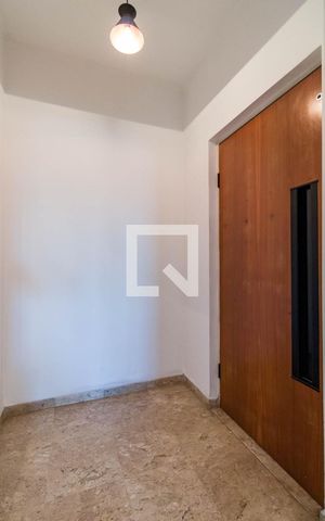 Apartamento para alugar com 236m², 4 quartos e 4 vagas Apartamento para alugar com 236m², 4 quartos e 4 vagasÁrea Externa