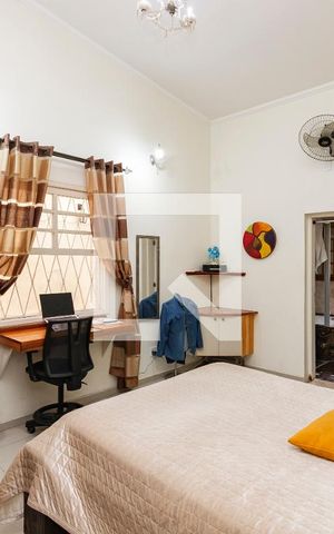 Casa à venda com 196m², 4 quartos e 4 vagas Casa à venda com 196m², 4 quartos e 4 vagasSuíte