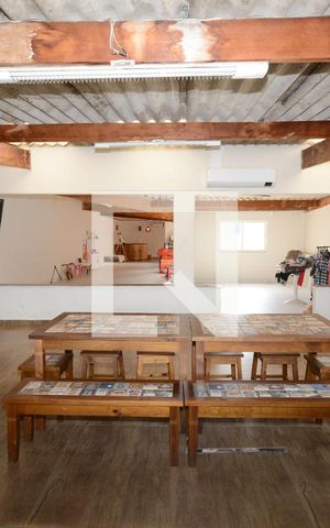 Casa à venda com 250m², 3 quartos e 3 vagasEspaço Gourmet