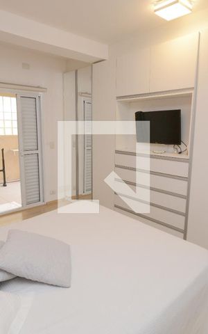 Casa à venda com 250m², 3 quartos e 3 vagasSuíte