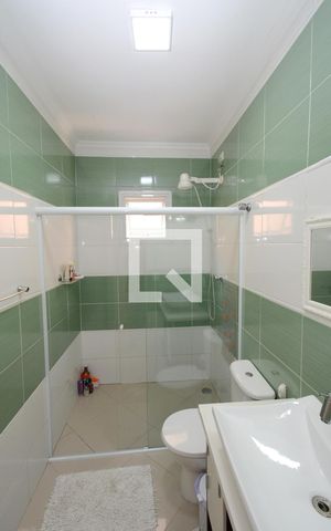Casa à venda com 250m², 3 quartos e 3 vagasBanheiro