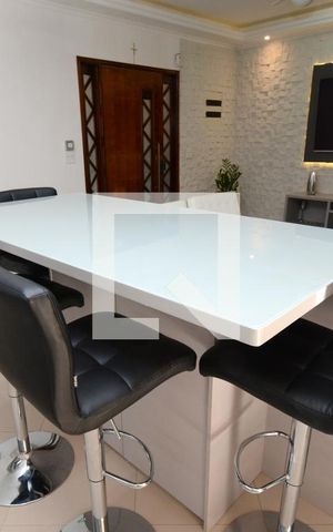 Casa à venda com 250m², 3 quartos e 3 vagasDetalhe da cozinha