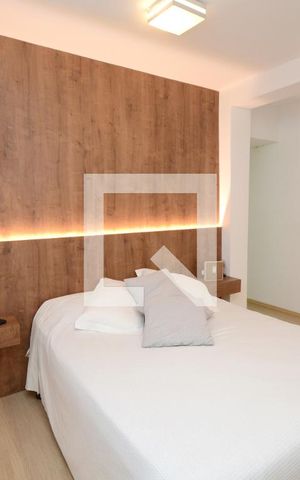Casa à venda com 250m², 3 quartos e 3 vagasSuíte