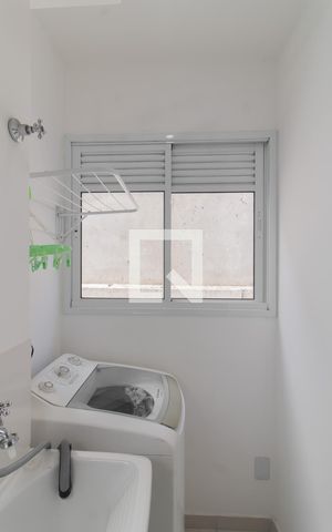 Studio para alugar com 29m², 1 quarto e sem vaga Studio para alugar com 29m², 1 quarto e sem vagaCozinha e Área de Serviço
