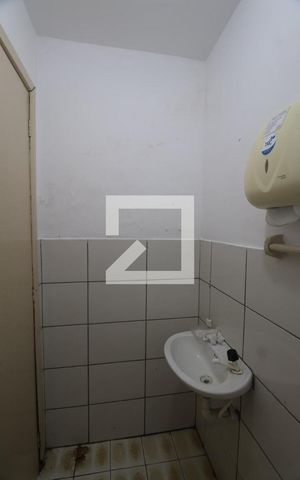 Casa à venda com 280m², 5 quartos e 2 vagasBanheiro de serviço