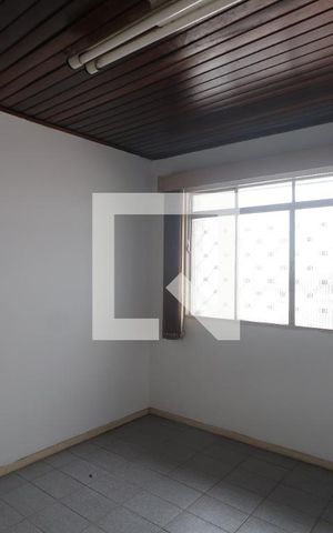 Casa à venda com 280m², 5 quartos e 2 vagasQuarto 4