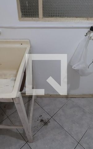 Casa à venda com 280m², 5 quartos e 2 vagasLavanderia