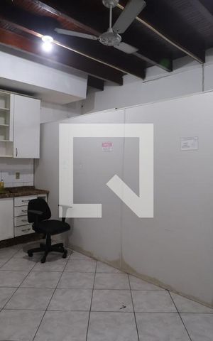 Casa à venda com 280m², 5 quartos e 2 vagasCozinha
