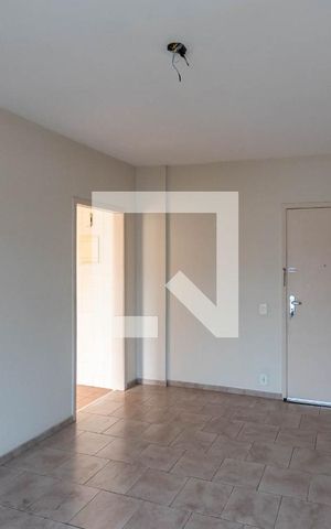 Apartamento à venda com 42m², 1 quarto e 1 vagaSala