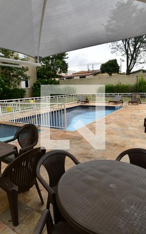 Apartamento à venda com 60m², 2 quartos e 1 vagaÁrea comum - Piscina
