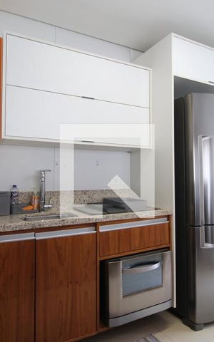 Apartamento à venda com 95m², 1 quarto e 2 vagasCozinha e Área de Serviço