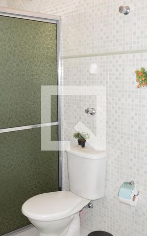 Casa à venda com 300m², 2 quartos e 4 vagasBanheiro