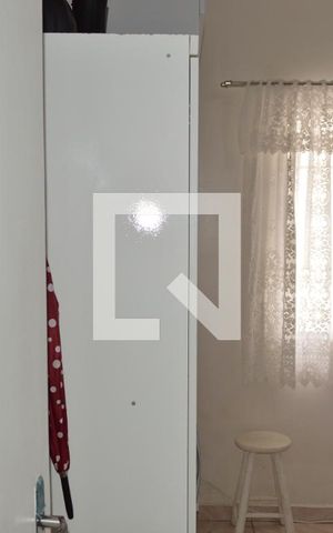 Casa à venda com 300m², 2 quartos e 4 vagasQuarto 2